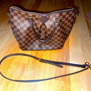 Louis Vuitton Speedy 25 Damier